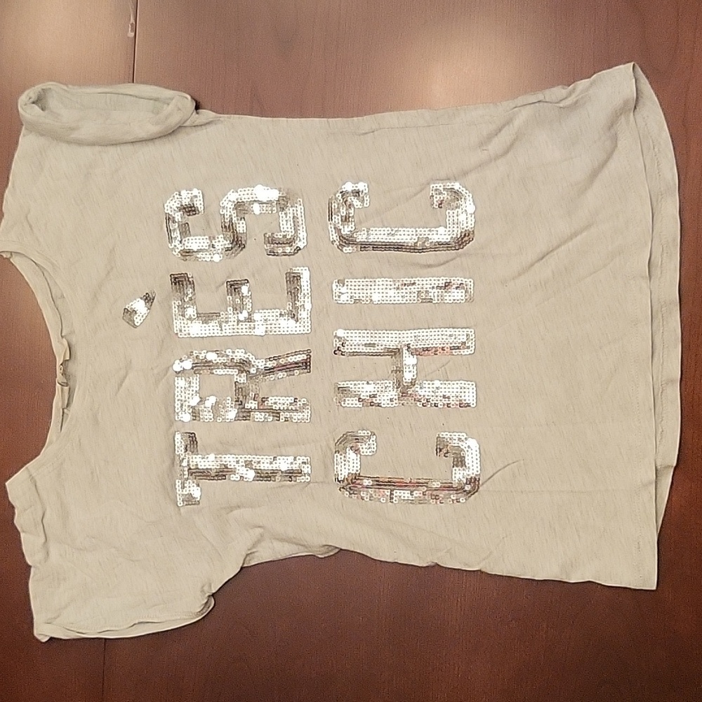 H&M girls tres chic tee size 8-10